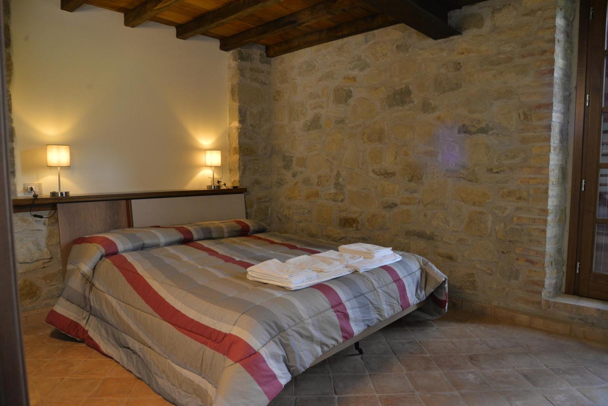 Agriturismo Campo Del Pillo Pietradura Buitenkant foto